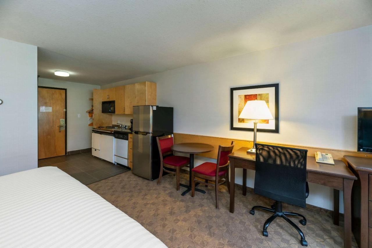 Prestige Riverside Lodge Quesnel Buitenkant foto