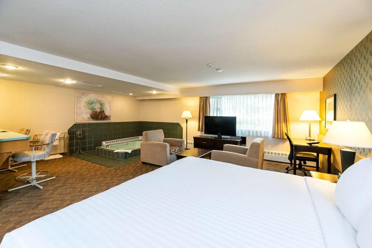 Prestige Riverside Lodge Quesnel Buitenkant foto